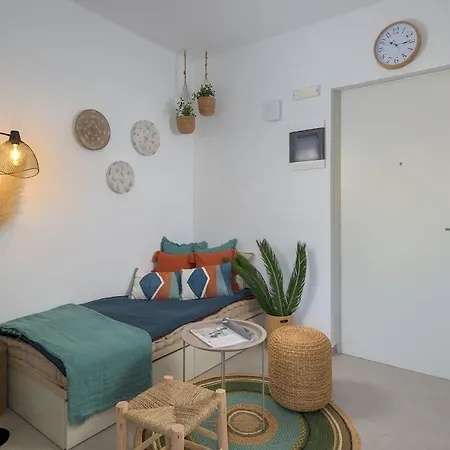 White Linen Two Balconies Min Old Town Quiet * Rhodes City