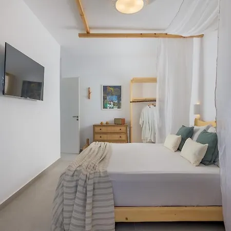 White Linen Two Balconies Min Old Town Quiet Apartman Rhodes City
